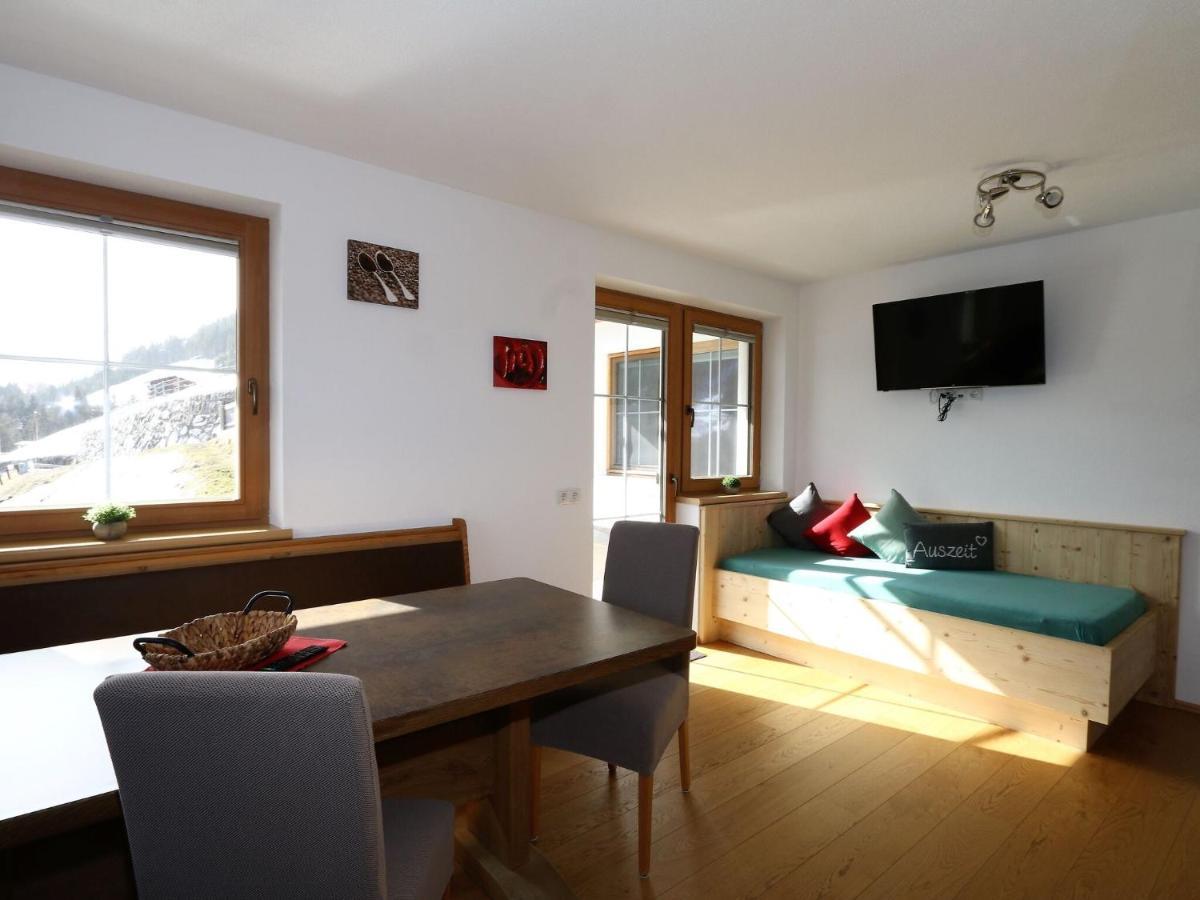 Holiday Flat Schoeser, Fuegen Fuegenberg Exterior photo