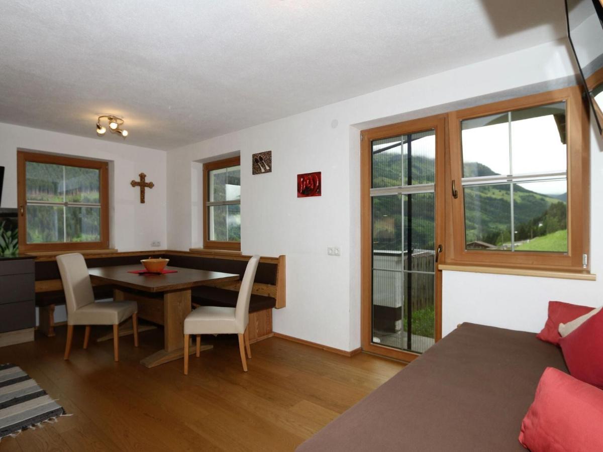 Holiday Flat Schoeser, Fuegen Fuegenberg Exterior photo